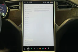 musta Tesla Model X 2017 kuva 29.