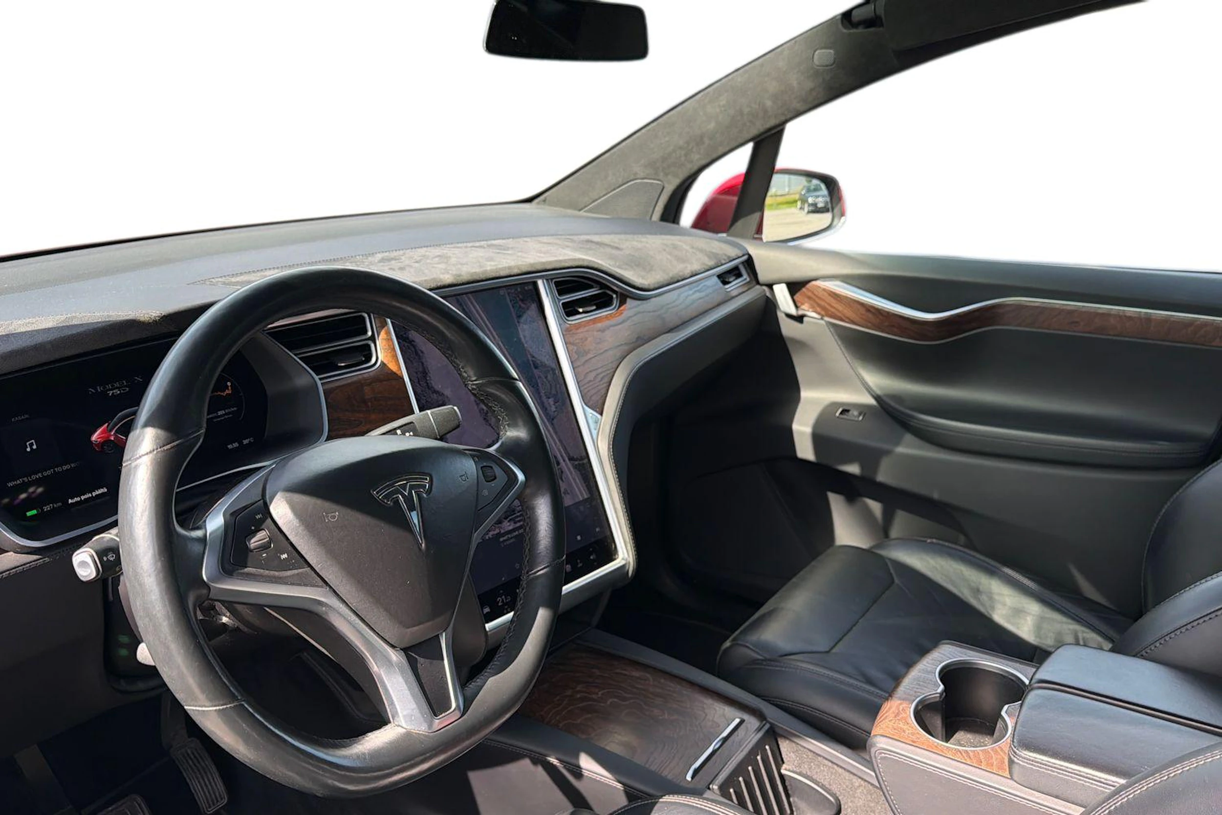 punainen Tesla Model X 2017 kuva 3.