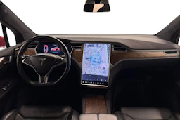 punainen Tesla Model X 2017 kuva 7.