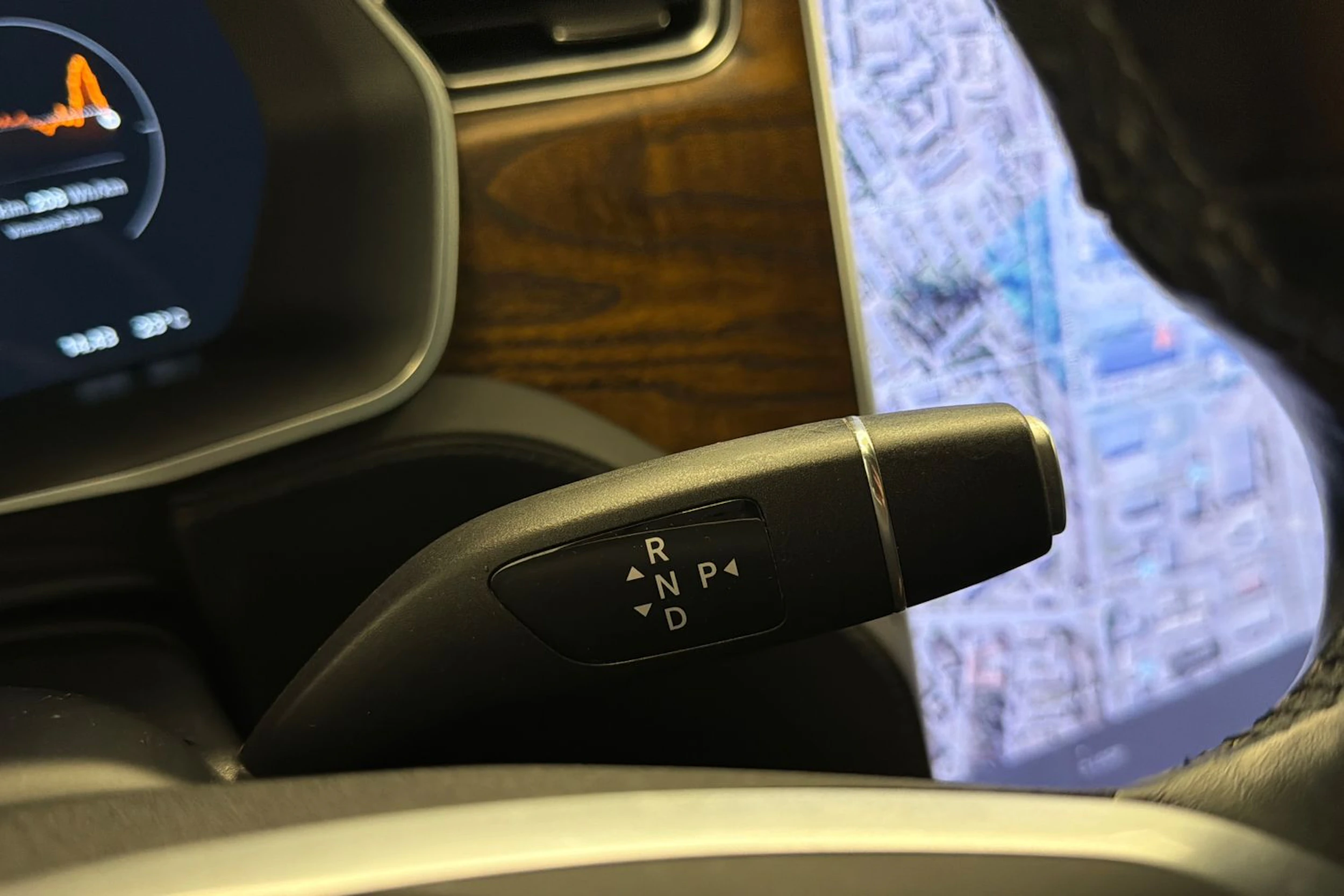punainen Tesla Model X 2017 kuva 24.