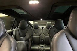 punainen Tesla Model X 2017 kuva 20.