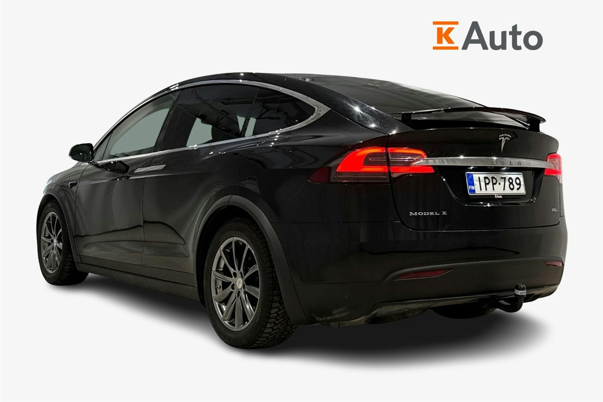 musta Tesla Model X 2018 kuva 2.