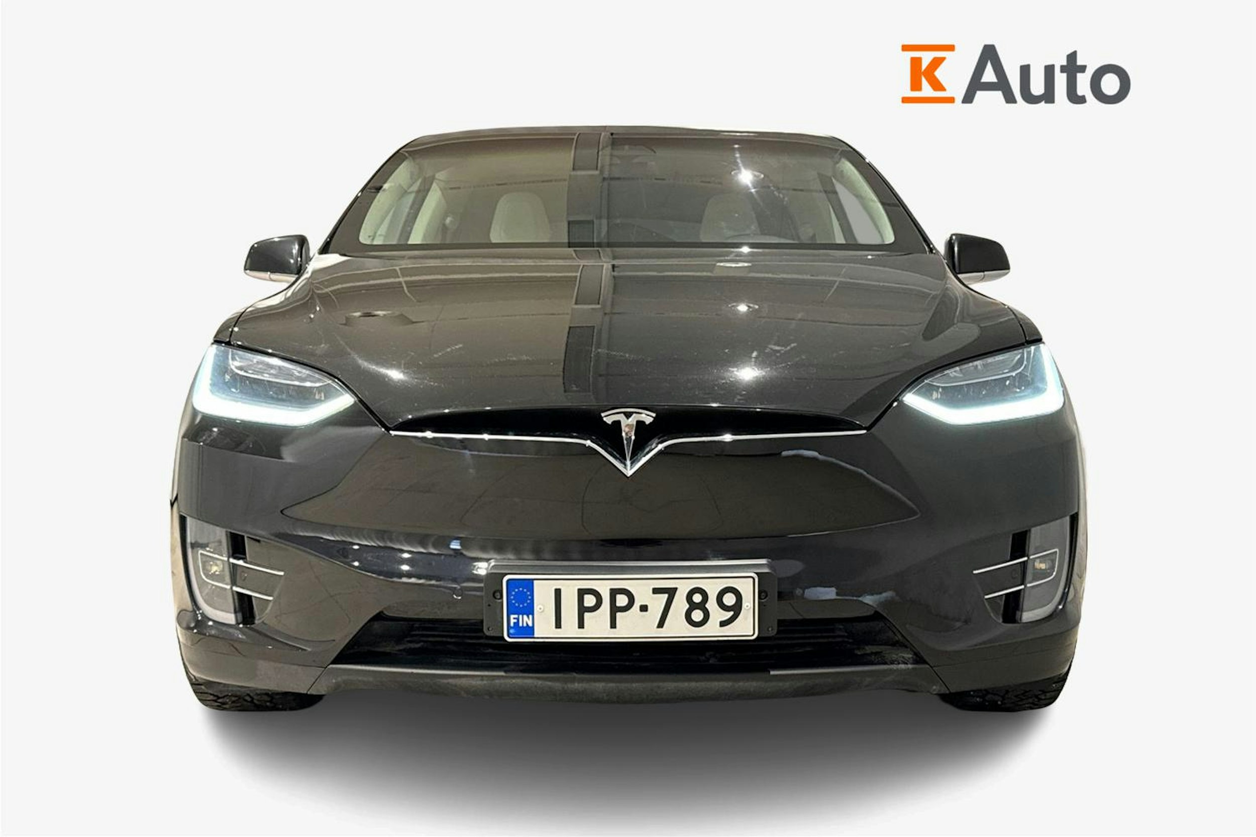 musta Tesla Model X 2018 kuva 5.