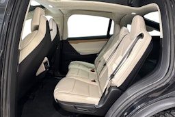 musta Tesla Model X 2018 kuva 10.