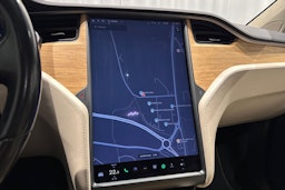 musta Tesla Model X 2018 kuva 24.