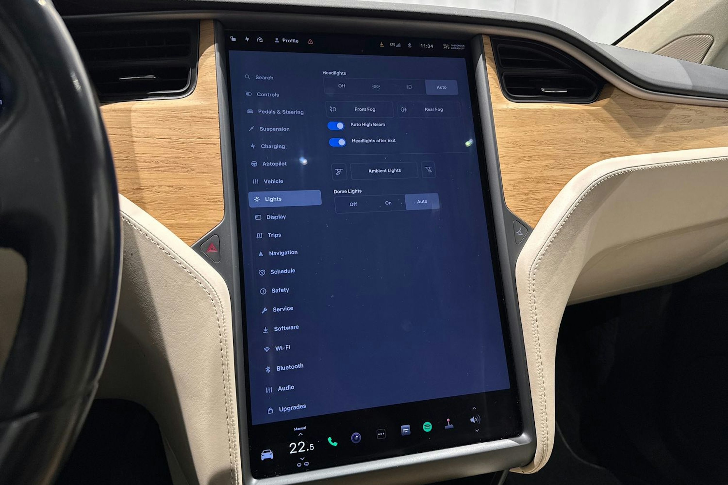 musta Tesla Model X 2018 kuva 30.