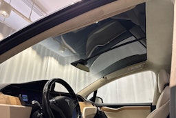 musta Tesla Model X 2018 kuva 32.