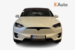 valkoinen Tesla Model X 2020 kuva 5.