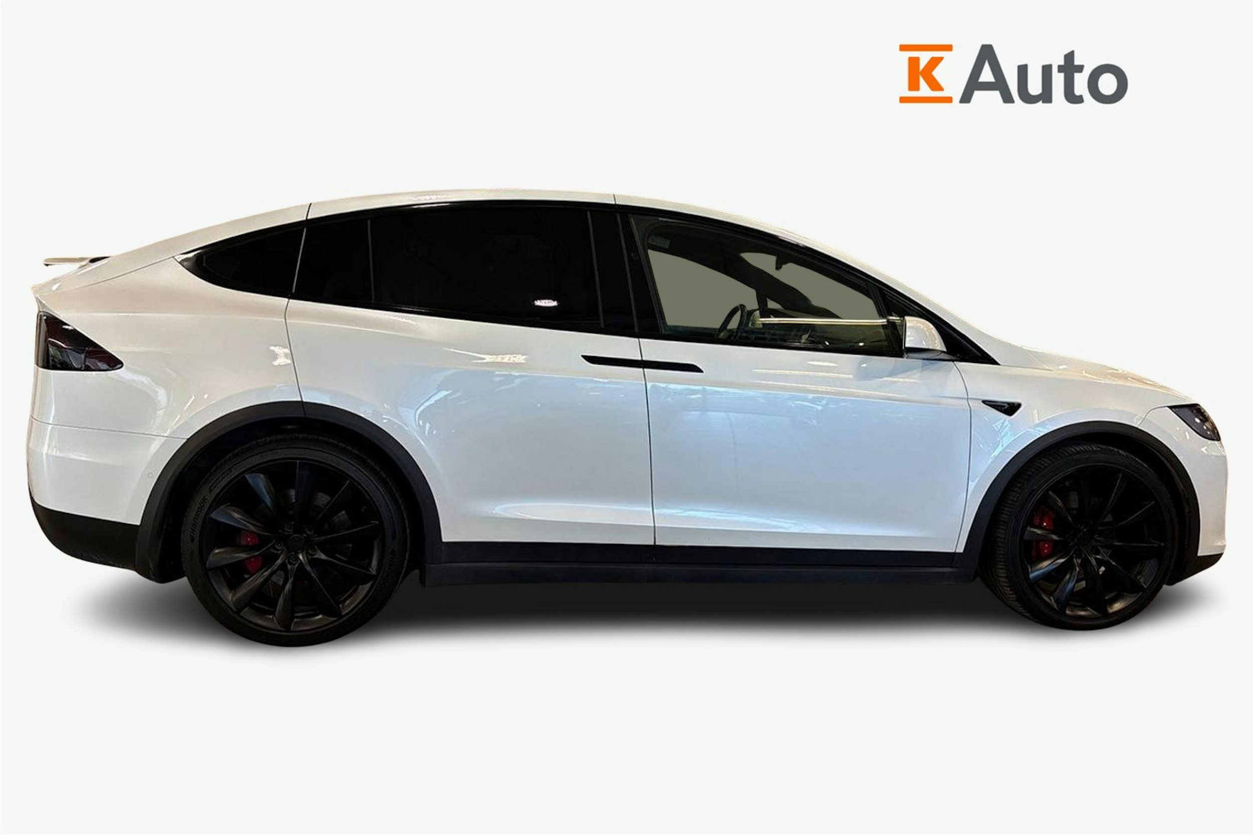 valkoinen Tesla Model X 2020 kuva 6.