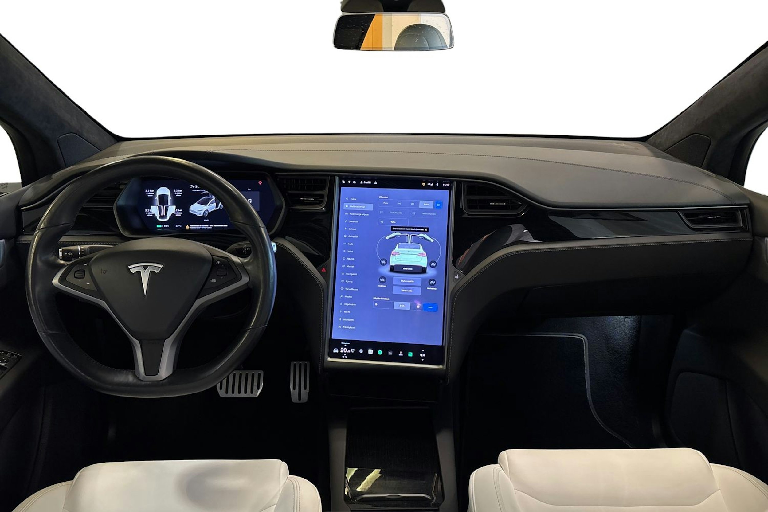 valkoinen Tesla Model X 2020 kuva 9.