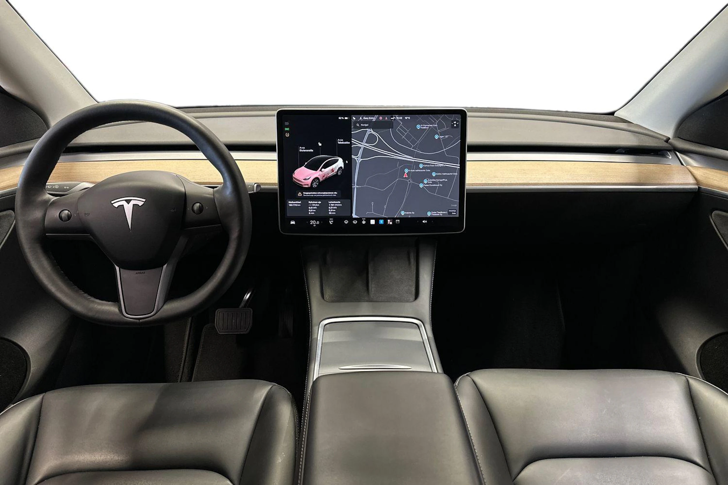 valkoinen Tesla Model Y 2021 kuva 7.