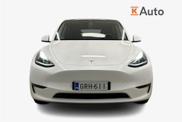 valkoinen Tesla Model Y 2021 kuva 5.