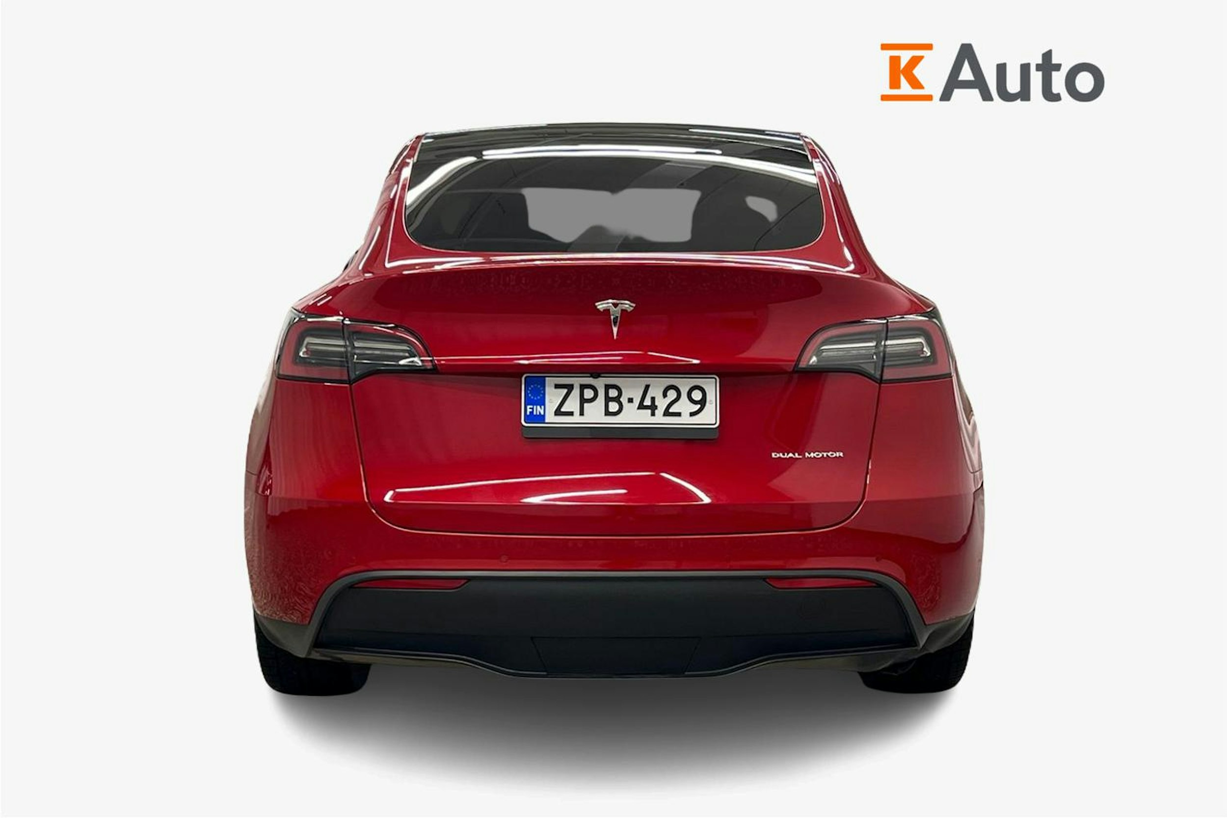 punainen Tesla Model Y 2021 kuva 3.