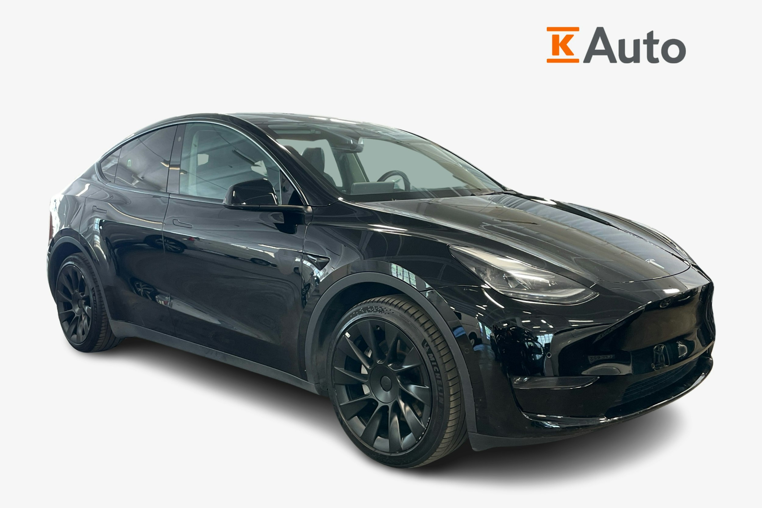 musta Tesla Model Y 2022 kuva 1.