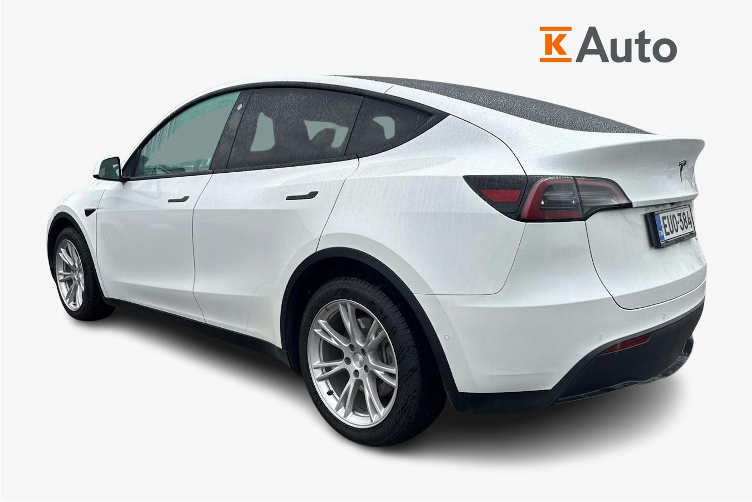 Valkoinen Tesla Model Y 2022 kuva 2.