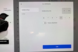 musta Tesla Model Y 2022 kuva 19.