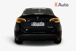musta Tesla Model Y 2022 kuva 3.