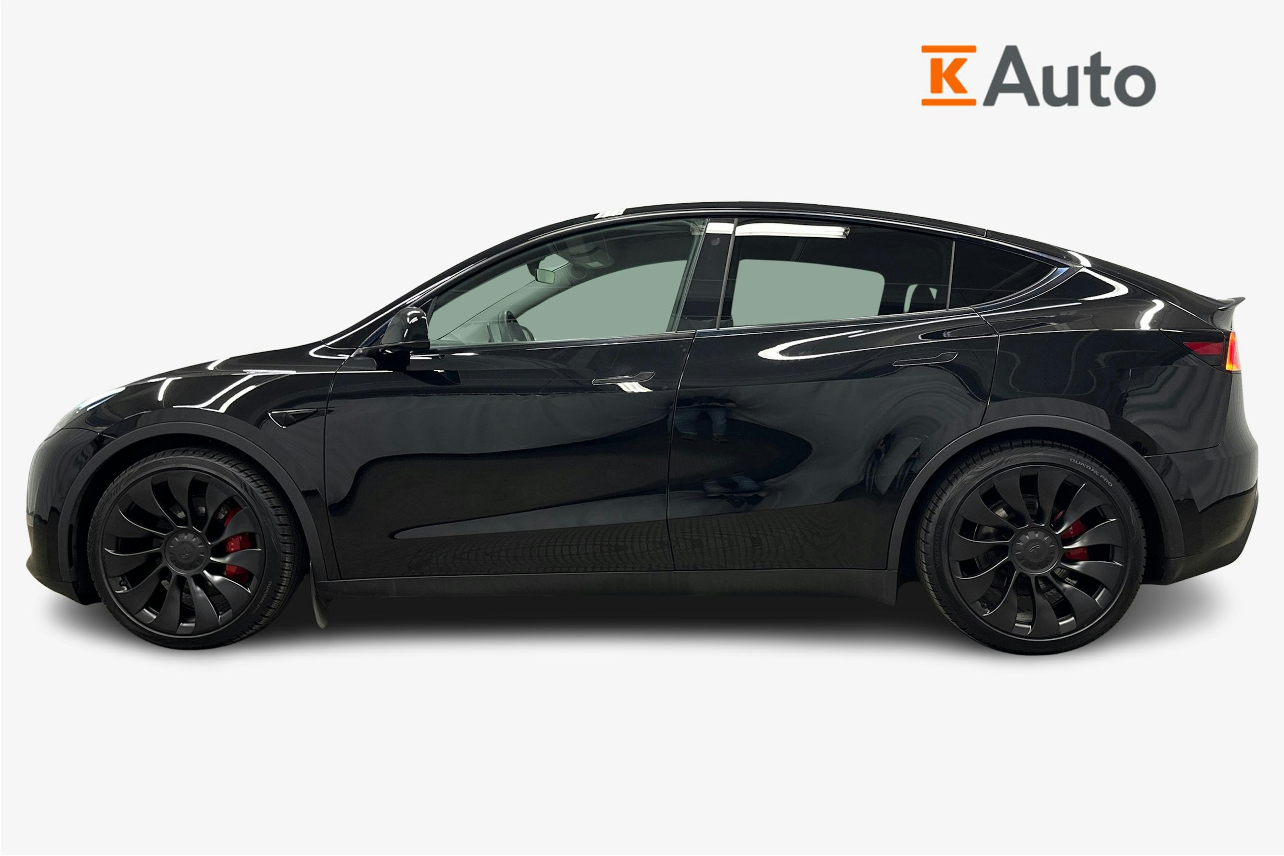 musta Tesla Model Y 2022 kuva 6.
