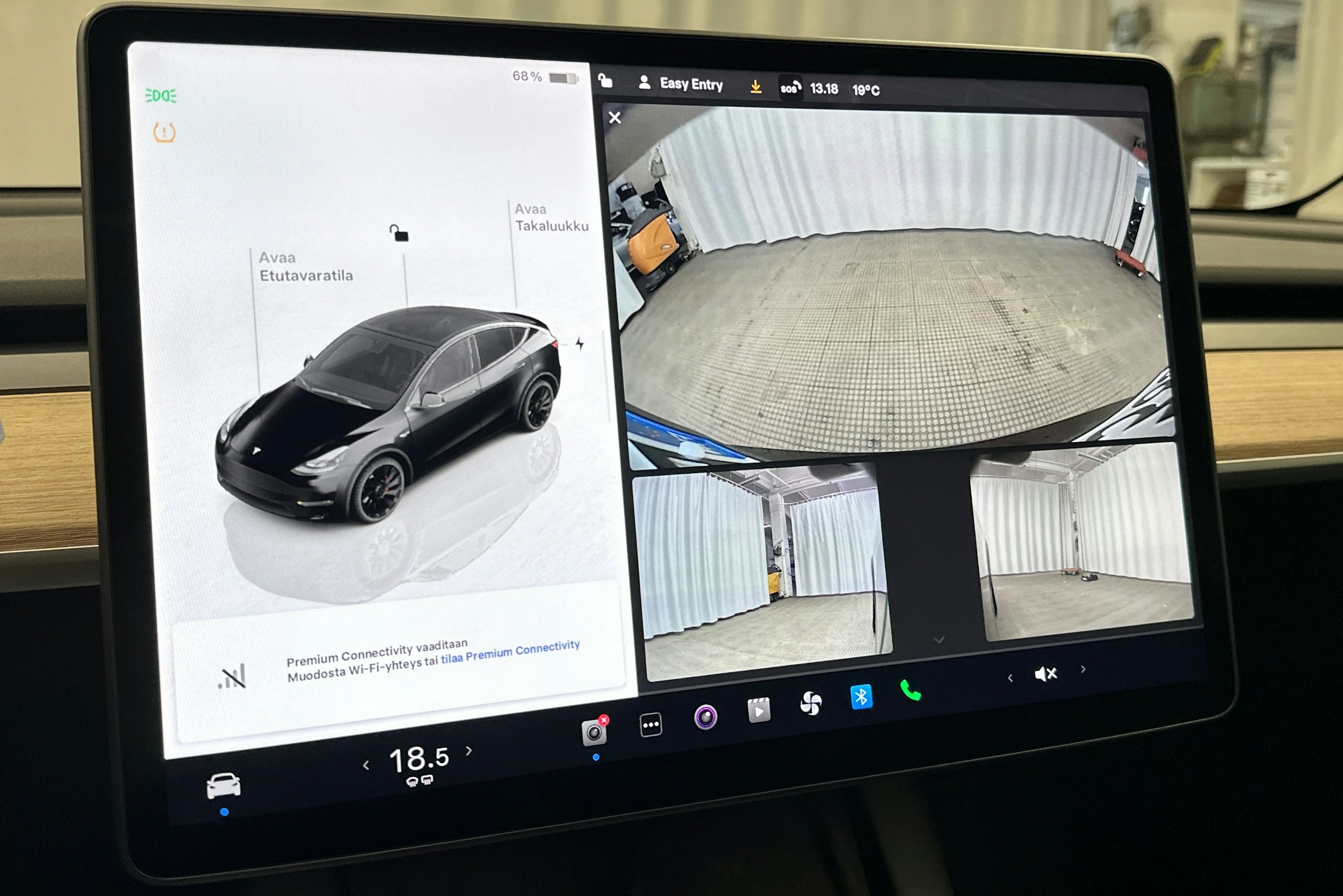 musta Tesla Model Y 2022 kuva 26.
