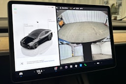 musta Tesla Model Y 2022 kuva 26.