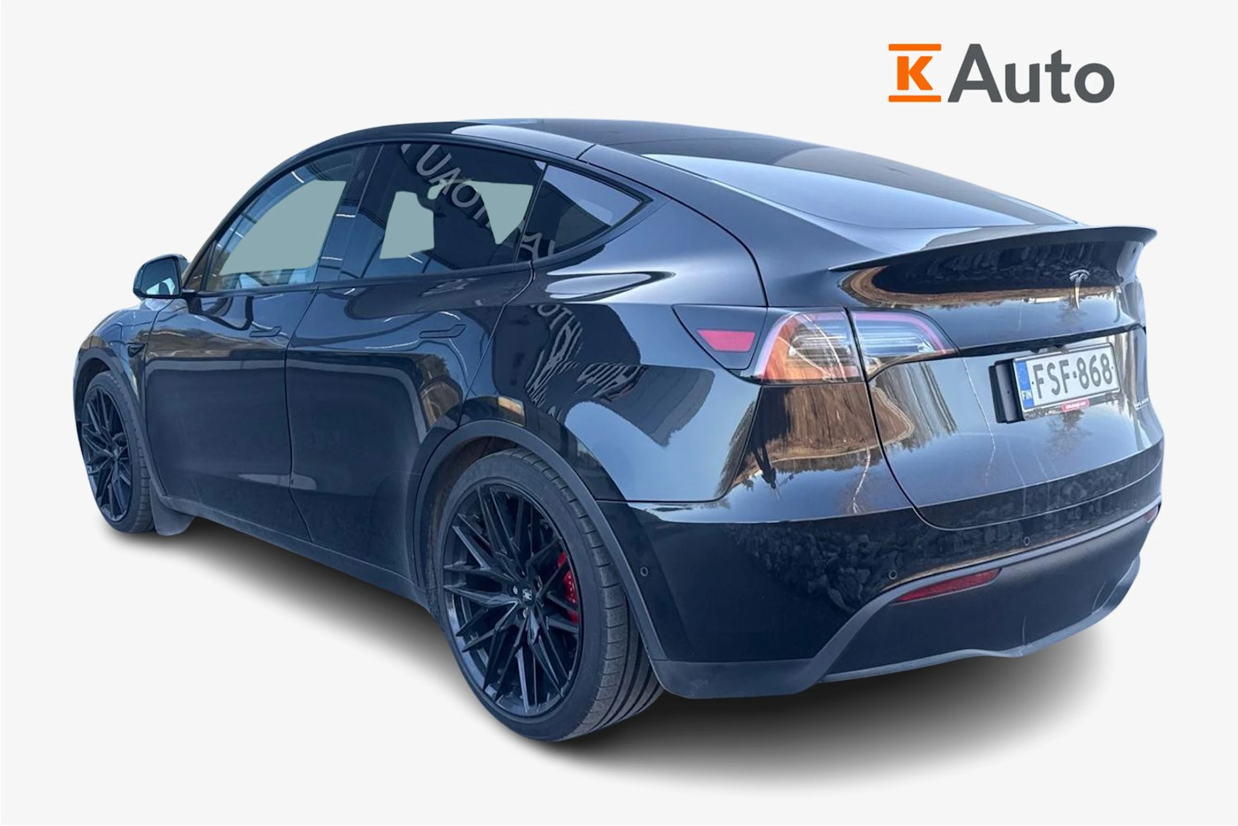 musta Tesla Model Y 2022 kuva 2.