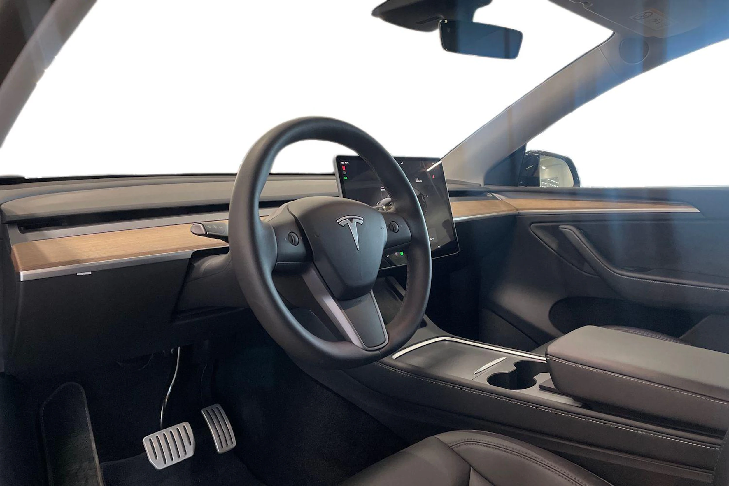 musta Tesla Model Y 2022 kuva 6.