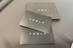 musta Tesla Model Y 2022 kuva 25.