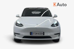 valkoinen Tesla Model Y 2022 kuva 5.