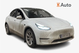 valkoinen Tesla Model Y 2022 kuva 1.