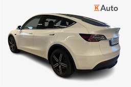 valkoinen Tesla Model Y 2022 kuva 2.