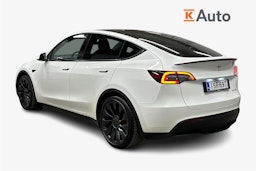 valkoinen Tesla Model Y 2022 kuva 2.