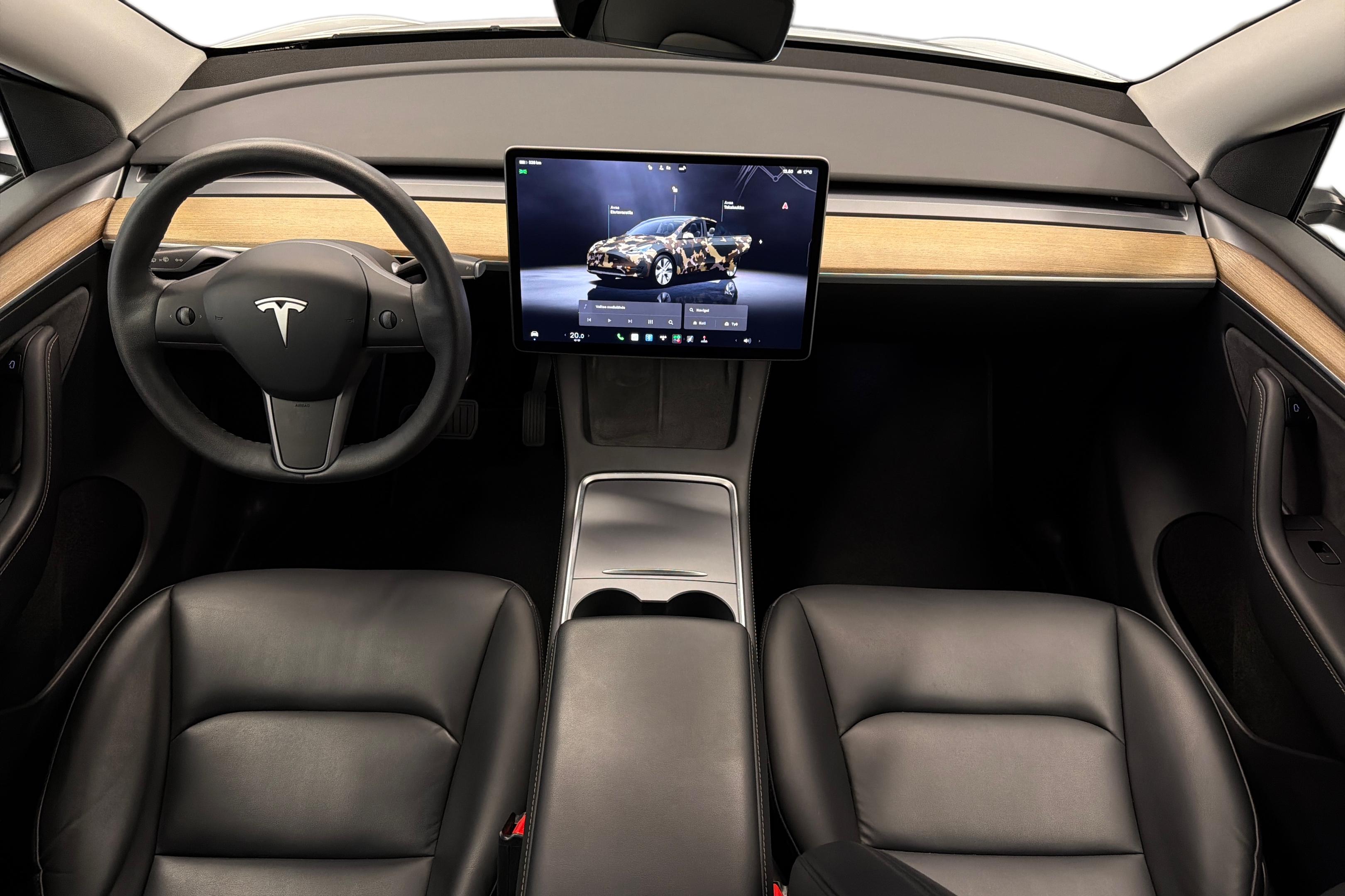 Tesla Model Y Long Range 2022, kuva 7/31