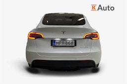 Valkoinen Tesla Model Y 2022 kuva 3.