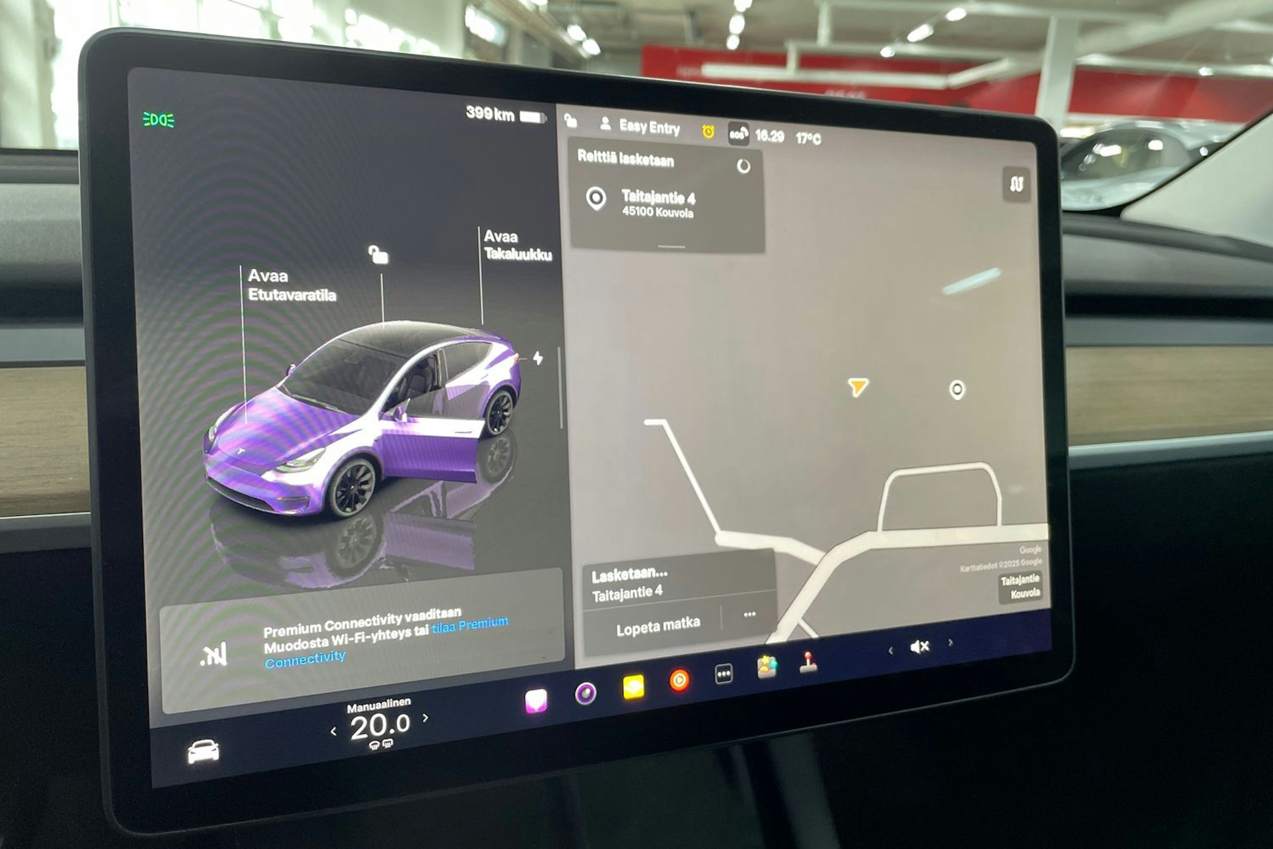Valkoinen Tesla Model Y 2022 kuva 15.
