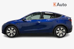 sininen Tesla Model Y 2022 kuva 5.
