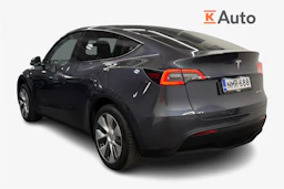 harmaa Tesla Model Y 2022 kuva 2.