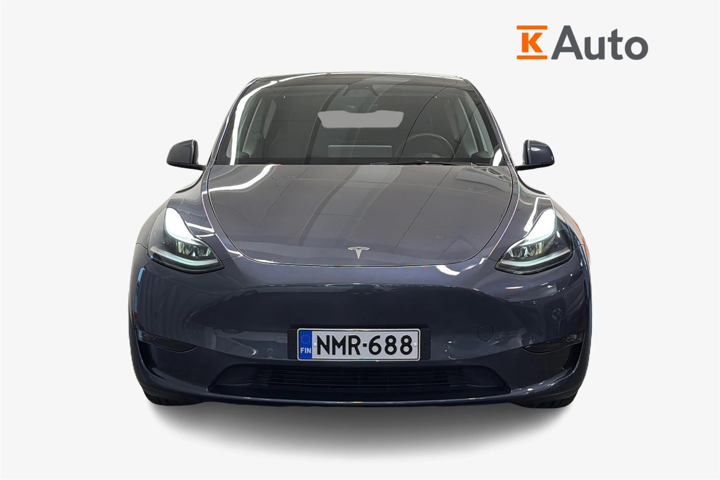 harmaa Tesla Model Y 2022 kuva 4.
