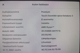 harmaa Tesla Model Y 2022 kuva 34.