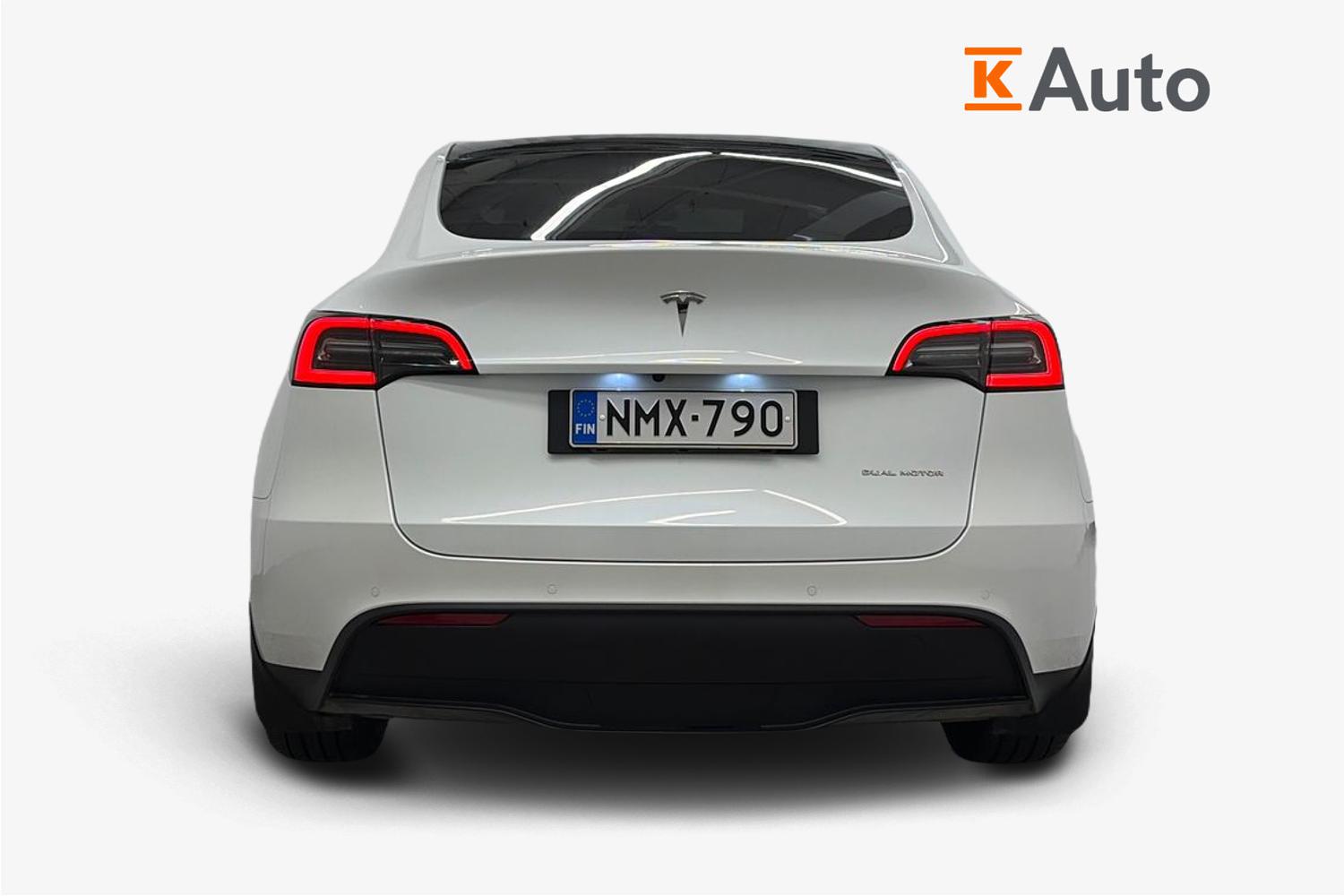 Tesla Model Y Long Range 2022, kuva 3/28