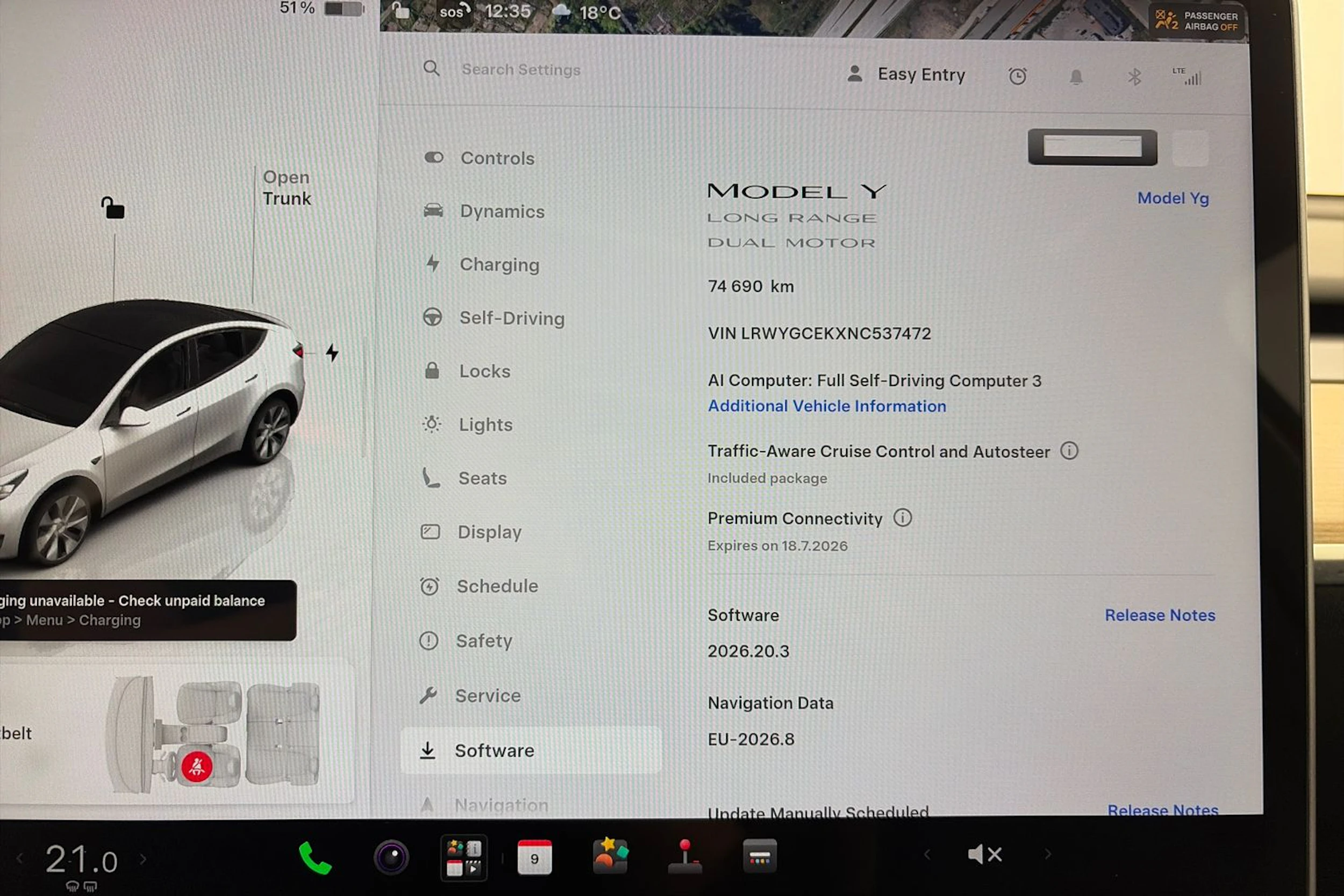 valkoinen Tesla Model Y 2022 kuva 23.