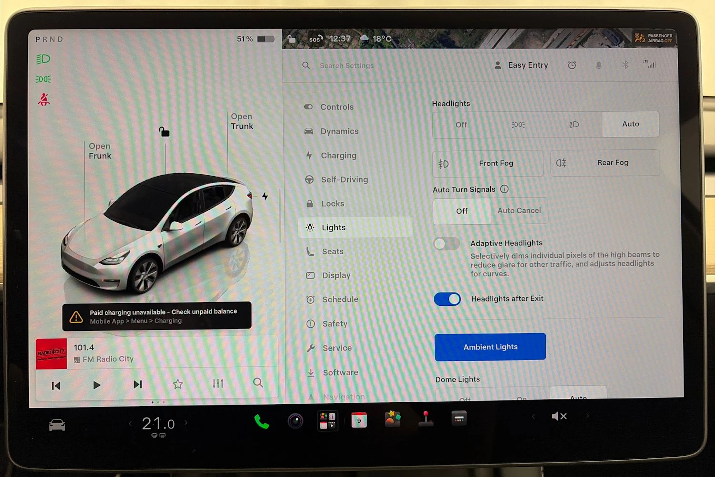 valkoinen Tesla Model Y 2022 kuva 26.