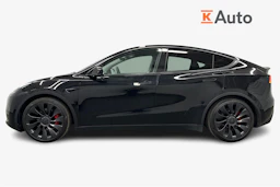 musta Tesla Model Y 2022 kuva 7.
