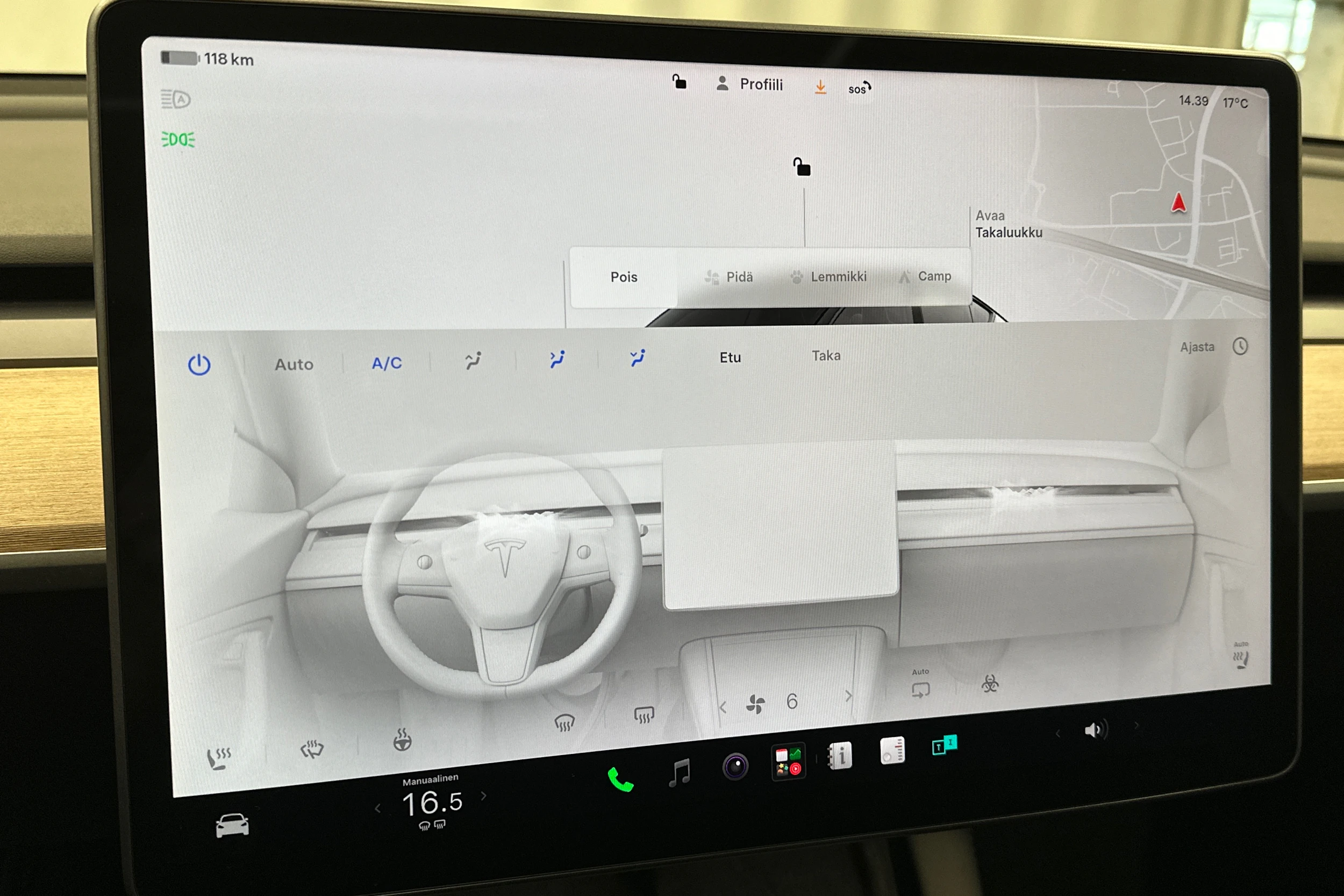 musta Tesla Model Y 2022 kuva 30.