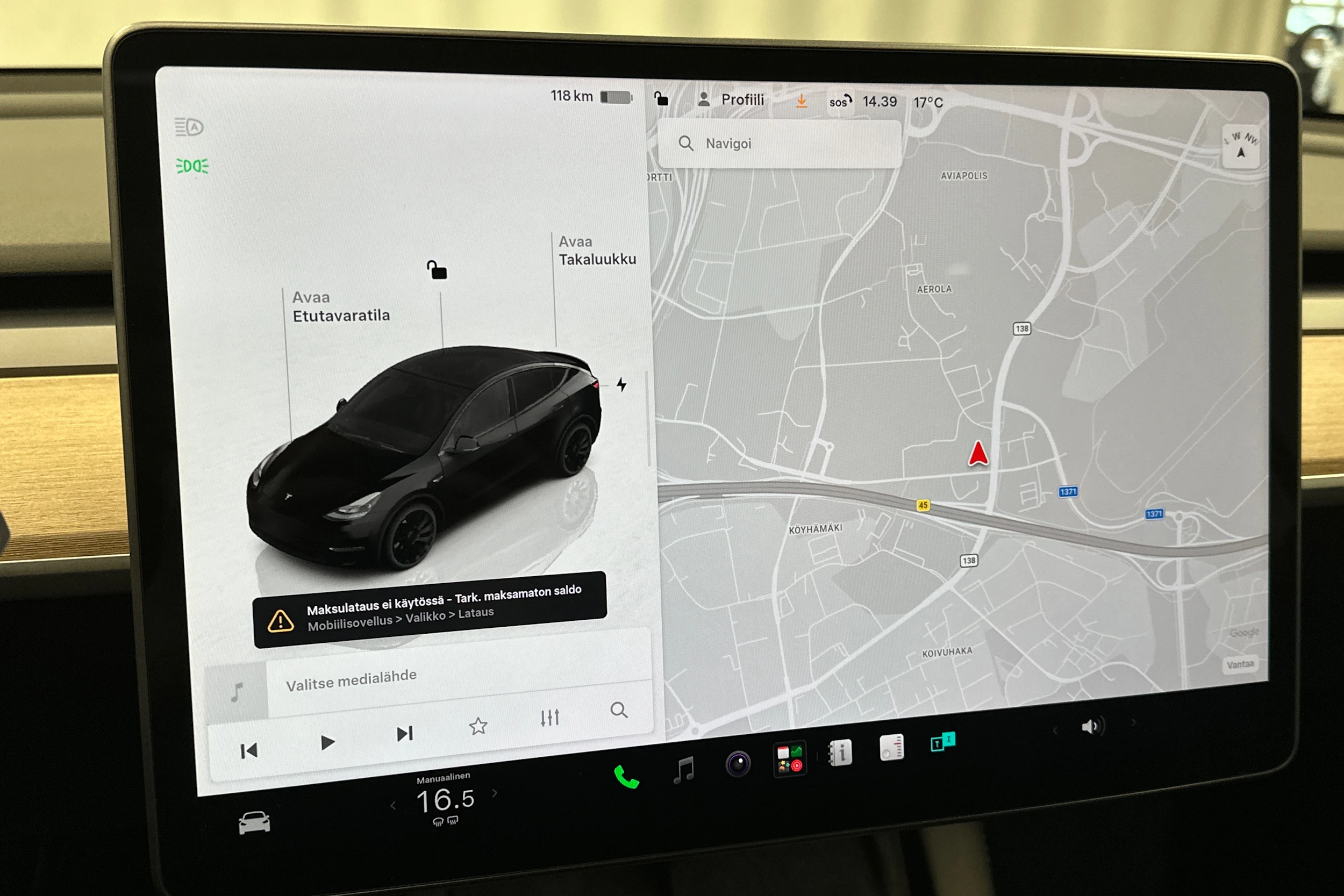 musta Tesla Model Y 2022 kuva 31.