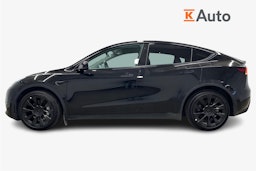 musta Tesla Model Y 2022 kuva 5.