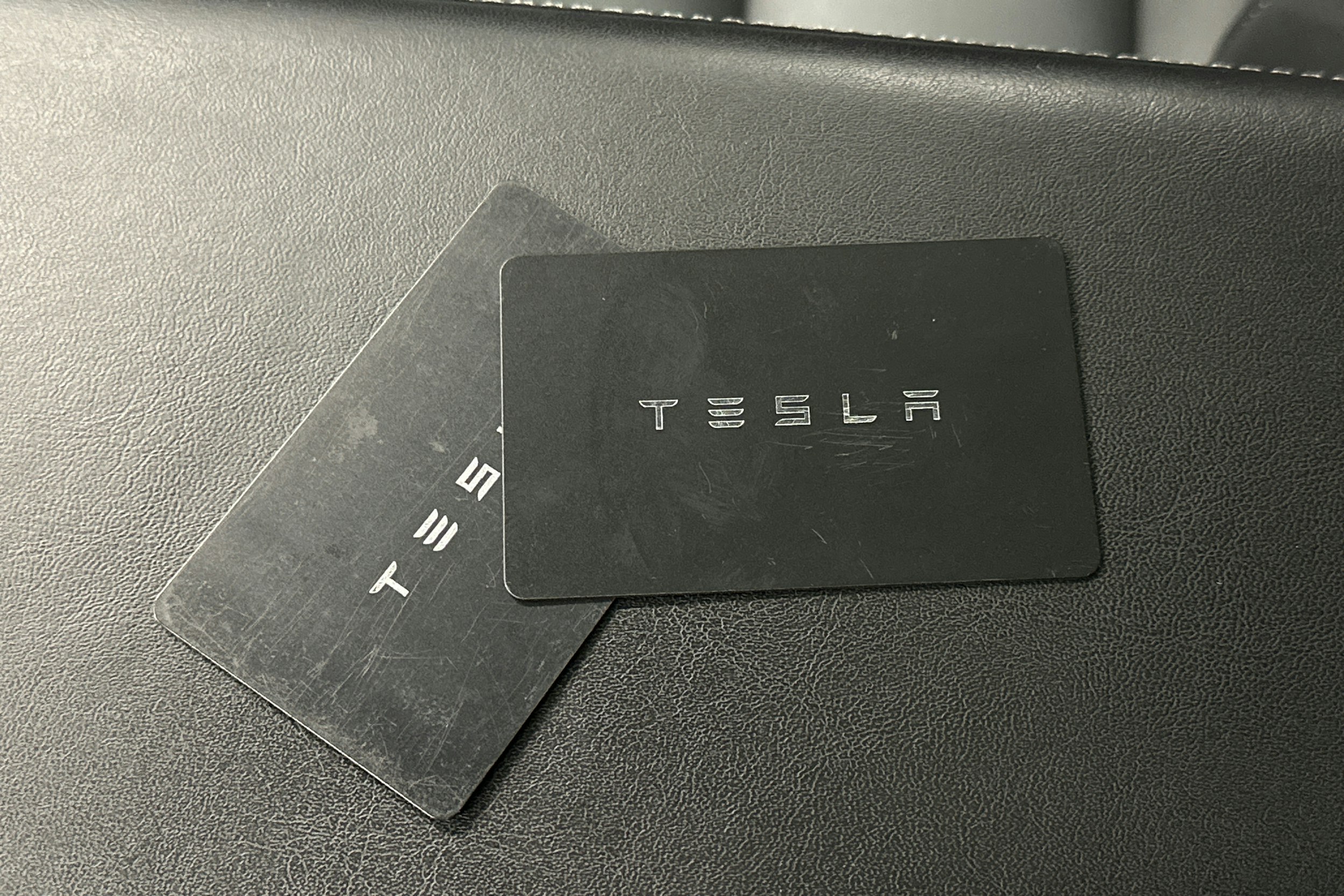 musta Tesla Model Y 2022 kuva 24.