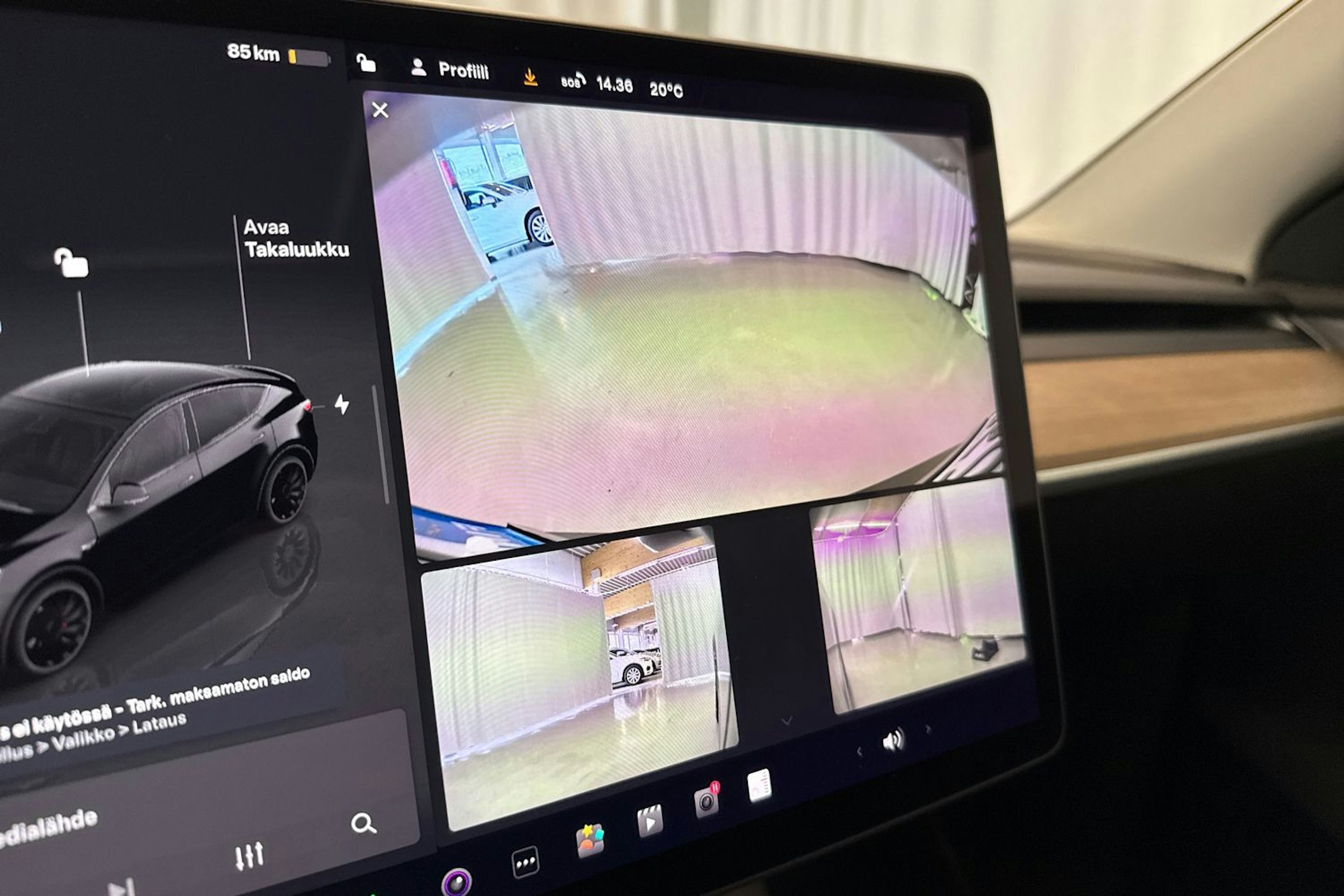 musta Tesla Model Y 2022 kuva 20.
