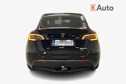 musta Tesla Model Y 2022 kuva 3.