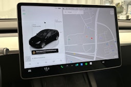 valkoinen Tesla Model Y 2022 kuva 22.