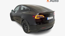 met. musta Tesla Model Y 2023 kuva 2.